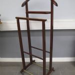 629 6111 VALET STAND